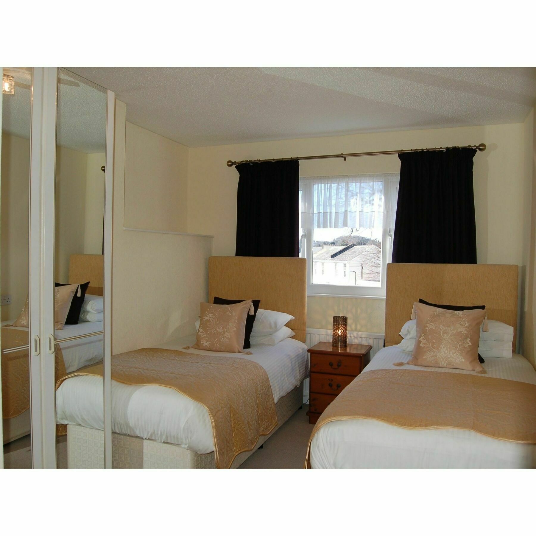 Sandway House ทอร์คิ ภายนอก รูปภาพ
